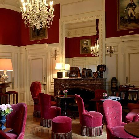 Chateau Colbert Maulévrier Kültér fotó
