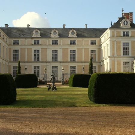 Chateau Colbert Maulévrier Kültér fotó