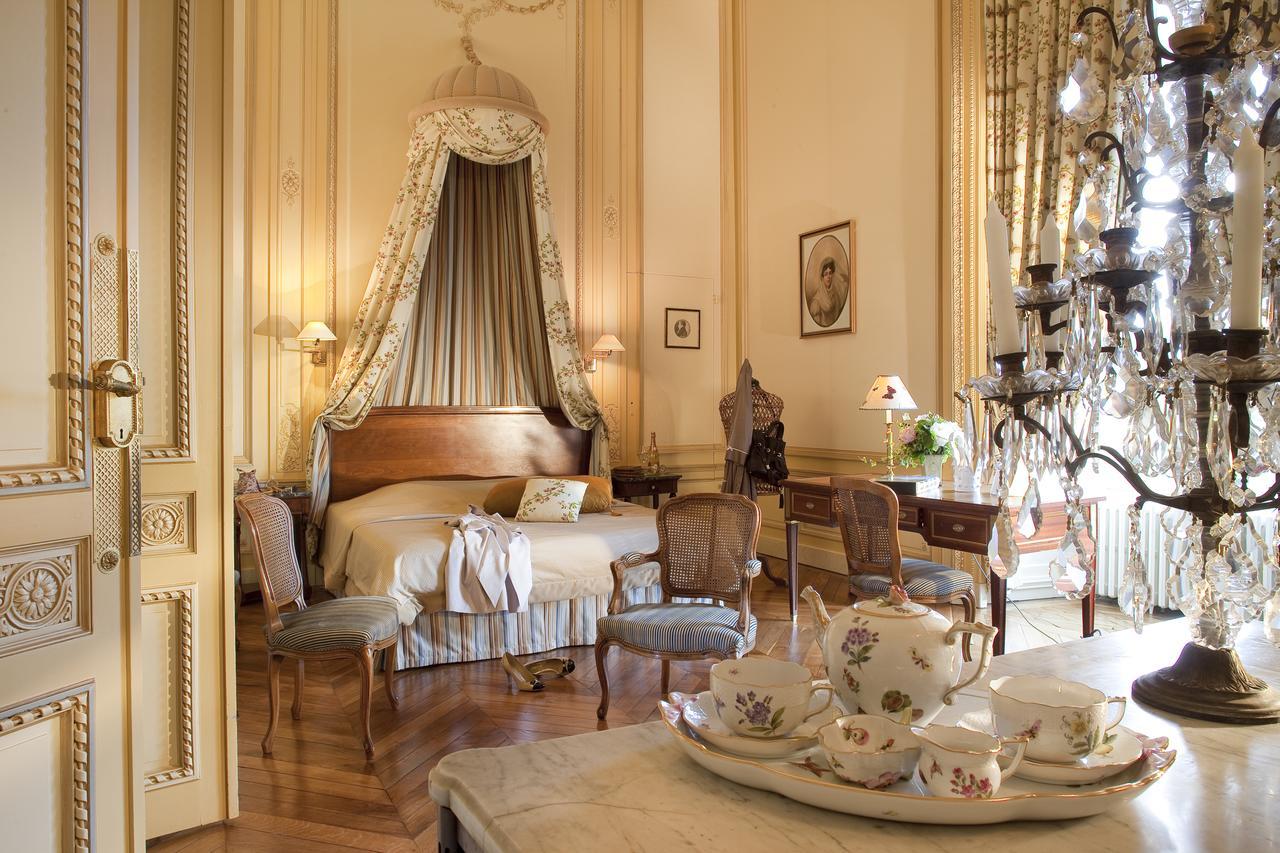 Chateau Colbert Maulévrier Kültér fotó